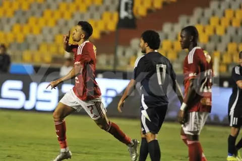 83% من التسديدات لم تهدد المرمى.. ماذا قدم تريزيجيه رجل مباراة الأهلي وإنبي؟